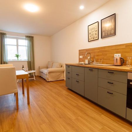 Apartmany Tachov - First Floor Buitenkant foto