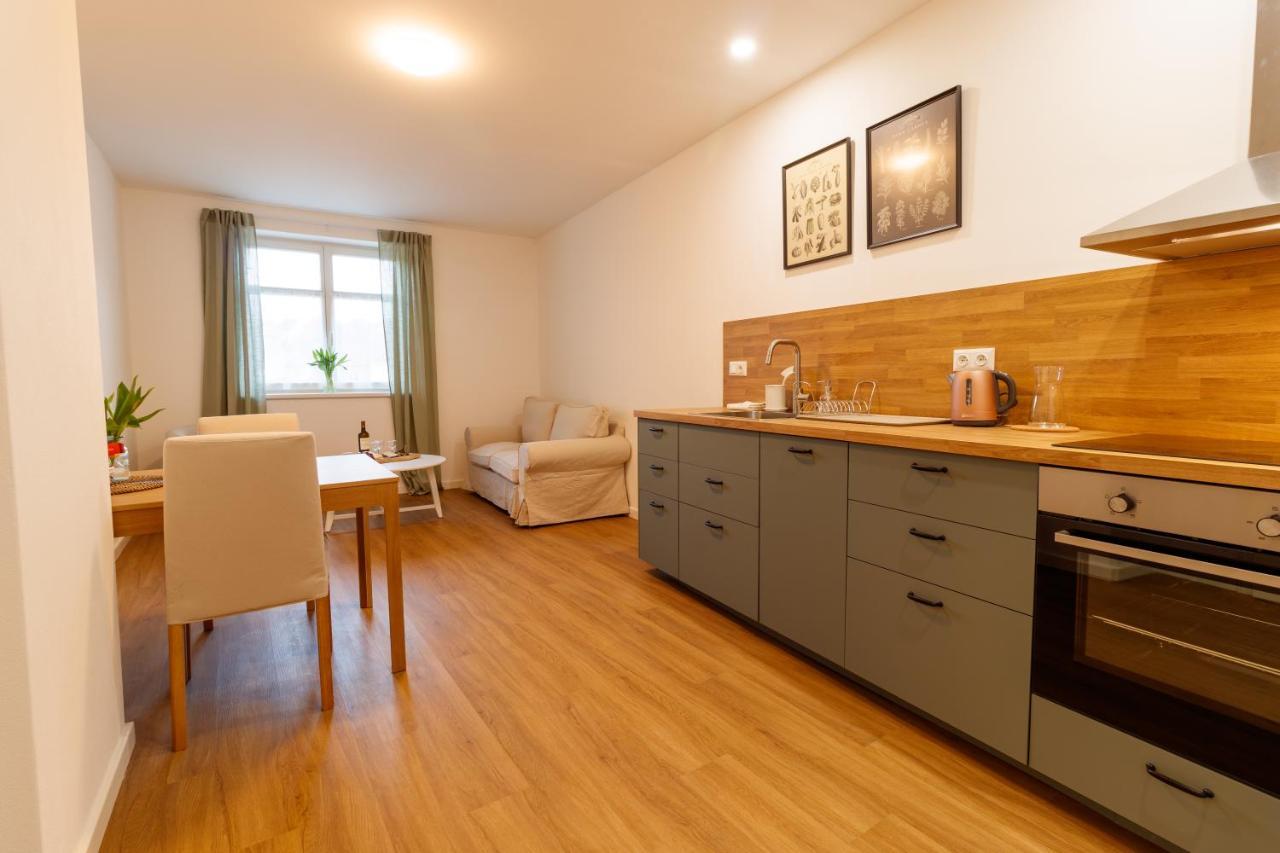 Apartmany Tachov - First Floor Buitenkant foto